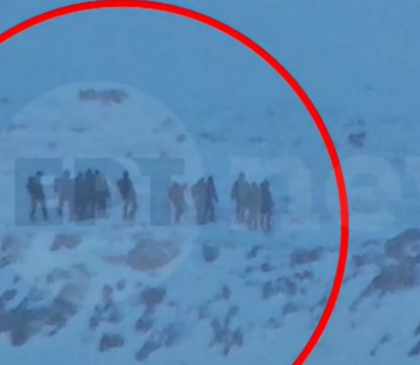 Ταΰγετος: Ολοκληρώθηκε η επιχείρηση διάσωσης των ορειβατών – Μεταφέρονται στο νοσοκομείο Σπάρτης οι 4 τραυματίες