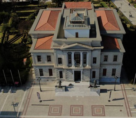 Η Τρίπολη θέλει πραγματικά νέο Δικαστικό Μέγαρο; Και τότε γιατί κάθεται με σταυρωμένα τα χέρια;