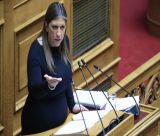 Ζωή Κωνσταντοπούλου στη Βουλή: "Ο κόσμος συζητάει για το πώς θα φύγετε, κύριε Μητσοτάκη"