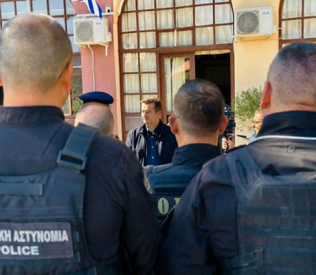Δολοφονία 20χρονου | «Η προφυλάκιση των αστυνομικών ακραίο περιοριστικό μέτρο», λέει ο δήμαρχος Άργους