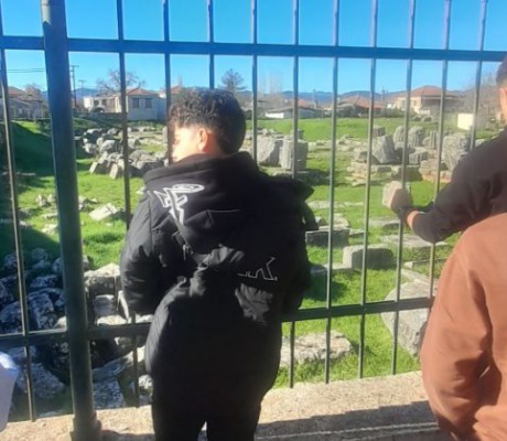 Για την ιστορία της Τεγέας ενημερώθηκαν μαθητές από το Νικολαΐδειο Γυμνάσιο Πάφου (εικόνες)