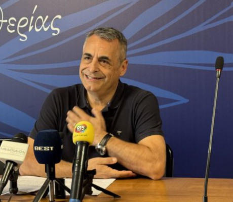 Κώστας Τζιούμης: «Στο σπίτι του κρεμασμένου, καλό είναι να μην μιλάνε για σκοινί – Εξασφαλίσαμε πάνω από 40.000.000 € για τον δήμο Τρίπολης» (vd)