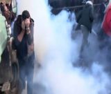 Χημικά κατά των αγροτών από αστυνομικούς στη Θεσσαλία (vd)