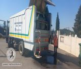 Πλύσιμο των κάδων απορριμμάτων και της κεντρικής πλατείας Μεγαλόπολης