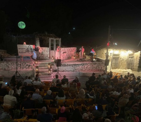 Βαλτεσινίκο | Μια ξεχωριστή μουσική εκδήλωση - αφιέρωμα στον Μάνο Χατζιδάκι του Πολιτιστικού Κέντρου (εικόνες)