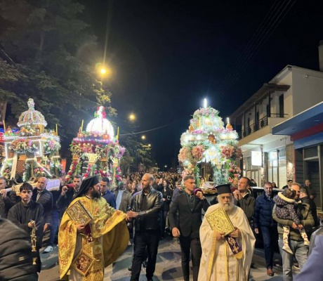 Η Ακολουθία του Επιταφίου Θρήνου κι η Λιτάνευση των Επιταφίων του Λεβιδίου (εικόνες)