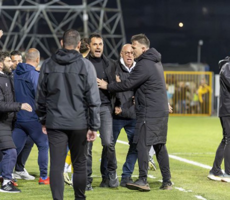 Αντωνόπουλος: «Θα χρειαστούμε... καρδιολόγο, έχουμε από τους καλύτερους τερματοφύλακες στην κατηγορία»