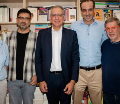 Bookmarkers: Η νέα πρωτοβουλία Δημητριάδη που βάζει το βιβλίο στη ζωή μας