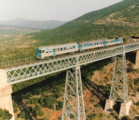 Για την κοσμογονία του καταστροφικού ποδηλατοδρόμου | Γράφει ο Κωνσταντίνος Μπρούσαλης*