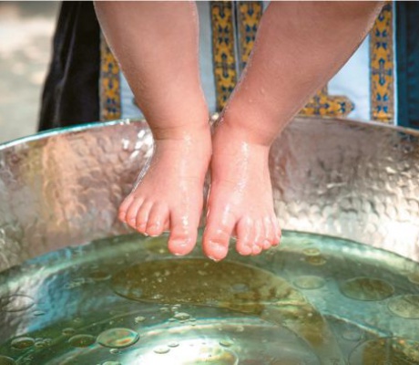 Aρειος Πάγος | Οι δικαστές «βάφτισαν» το παιδί λόγω διαφωνίας των γονιών του, όρισαν και την εκκλησία!