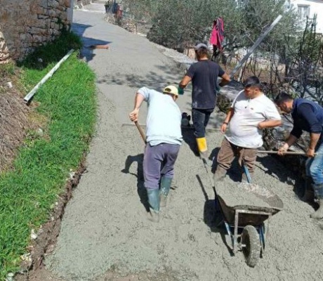 Έργα οδοποιίας και αναπλάσεων σε Βιδιάκι, Μοναστηράκι, Καρδαρίτσι και Παραλογγούς Γορτυνίας (εικόνες)