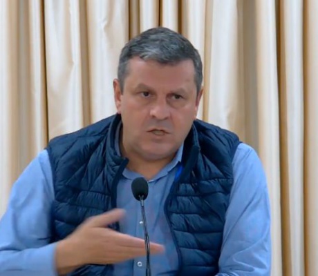 Ένταση στο δημοτικό συμβούλιο για το καταφύγιο αδέσποτων στη Βόρεια Κυνουρία - Αντιδράσεις για το ενδεχόμενο να γίνει στο Κορακοβούνι