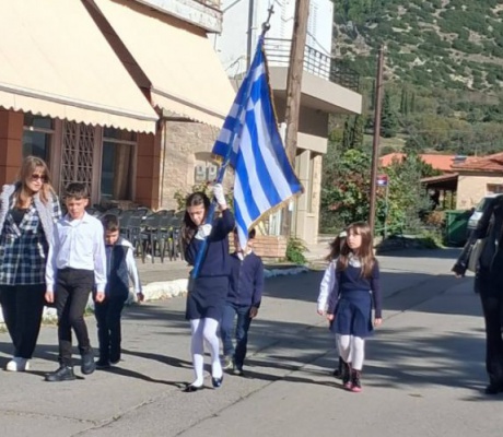Λίγοι μαθητές, μεγάλη περηφάνια στην Κανδήλα! (εικόνες)