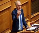 Βελόπουλος: «Φύγετε όσο είναι καιρός. Κάντε εκλογές για να μπορέσετε να φύγετε ήσυχα. Διαφορετικά θα φύγετε με ελικόπτερα!»