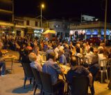 Γέμισε με κόσμο η πλατεία Βαλτετσίου για τη μουσική εκδήλωση του δήμου Τρίπολης (εικόνες - βίντεο)
