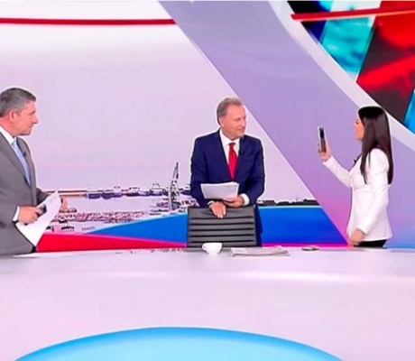 H Λατινοπούλου μιμήθηκε on air τη Ζωή Κωνσταντοπούλου: «Είναι η Ελένη Λουκά της πολιτικής»