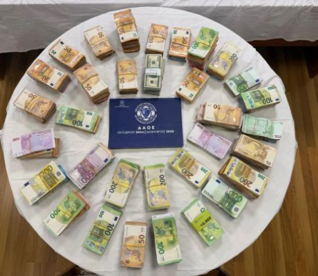 Αστυνομική επιχείρηση και στην Τρίπολη για κύκλωμα φοροδιαφυγής – 59 συλλήψεις σε όλη τη χώρα (vd)