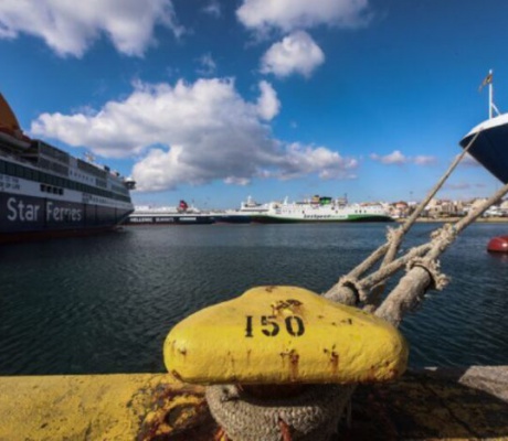 Πανελλαδική απεργία σε όλες τις κατηγορίες των πλοίων την Πρωτομαγιά