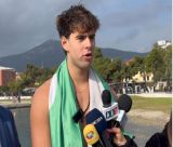 Ο νεαρός Γιώργος Χωματάς έπιασε τον Σταυρό στο λιμάνι του Παραλίου Άστρους