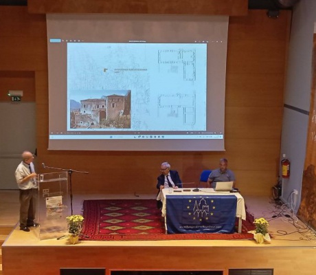 Συνοπτική παρουσίαση της Τσακώνικης Αρχιτεκτονικής από τον κ. Πανουσάκη στο Λεωνίδιο (εικόνες)