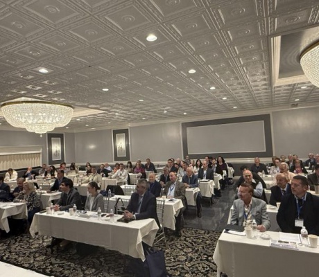 Συνέδριο Παναρκαδικής Ομοσπονδίας Αμερικής – Κώστας Τζιούμης: «Μαζί, κρατάμε ζωντανή τη φλόγα της Αρκαδίας» (vd)