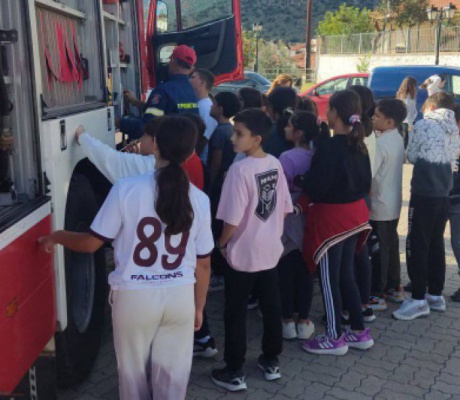 Ενημερωτική Δράση Πυροσβεστικής Παιδείας στο Δημοτικό Σχολείο Άστρους (εικόνες)